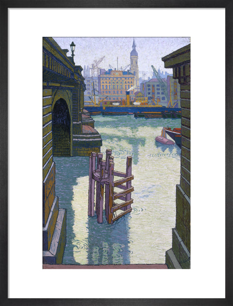 London Bridge: Adelaide House and Fresh Wharf