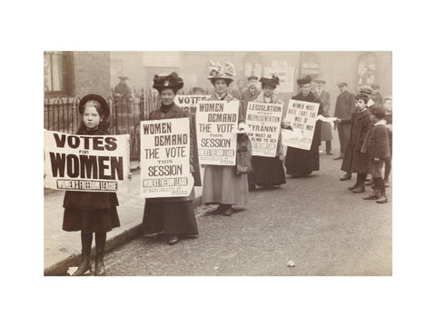 Suffragette poster parade C.1907