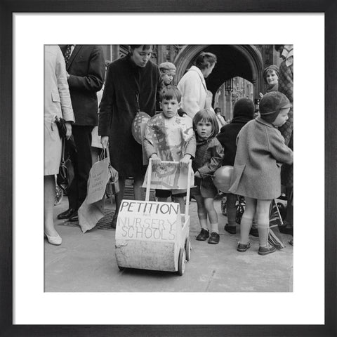 Protestors at the nursery school lobby