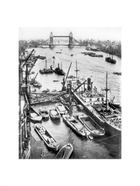 Upper Pool of the Thames c.1930