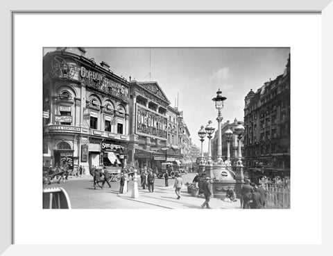 View of Piccadilly Circus 1927
