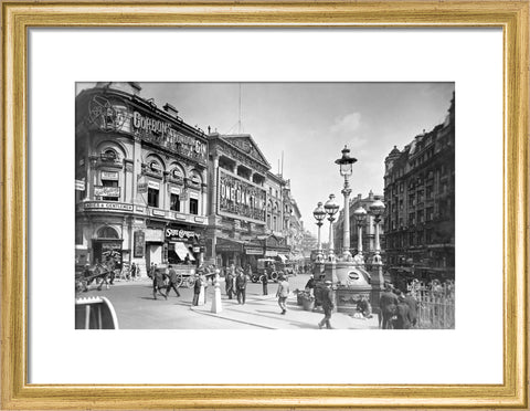 View of Piccadilly Circus 1927