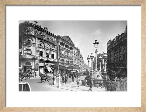 View of Piccadilly Circus 1927
