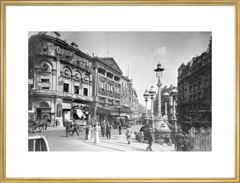 View of Piccadilly Circus 1927