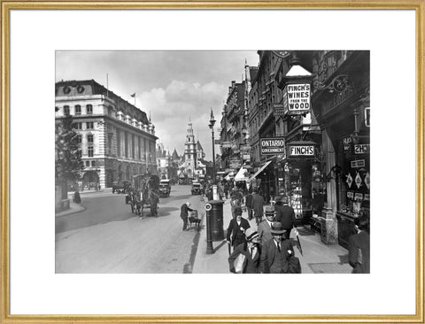 View of St. Clement Danes 20th century