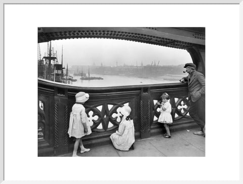 Children on the Tower Bridge 20th century