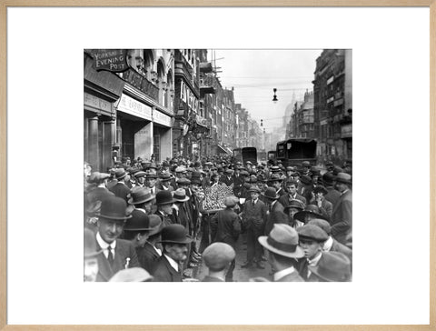 Fleet Street looking East 20th century