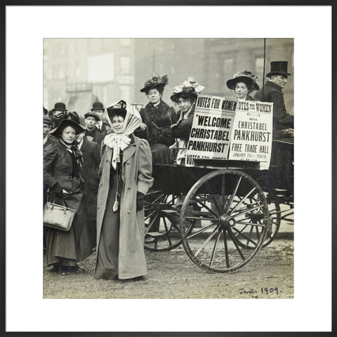 Christabel Pankhurst and Mary Gawthorpe welcomed at Manchester 1907