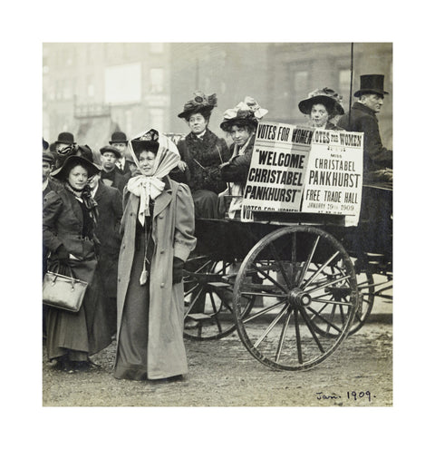 Christabel Pankhurst and Mary Gawthorpe welcomed at Manchester 1907
