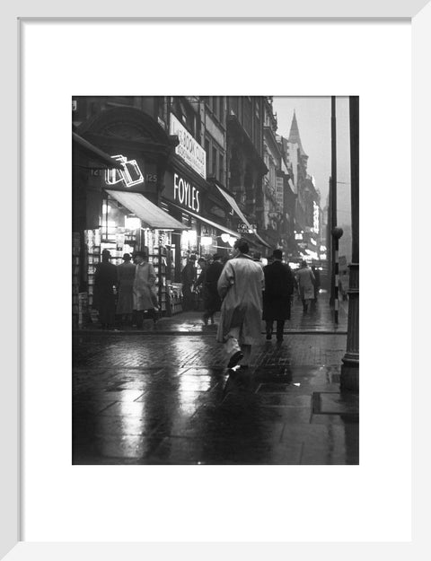 Evening street scene in Charing Cross Road c. 1935