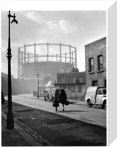 Gasworks at Nine Elms Battersea 1958