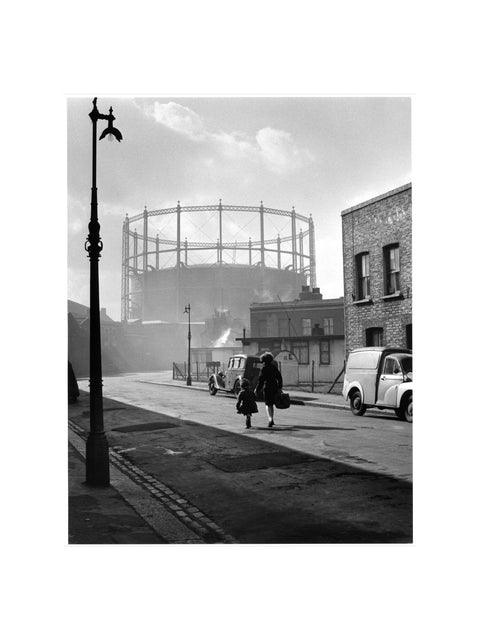 Gasworks at Nine Elms Battersea 1958