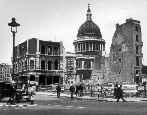 Bomb damage close to St Paul's Cathedral 1942