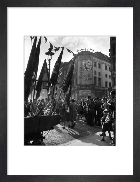 Piccadilly Circus V.E. Day
