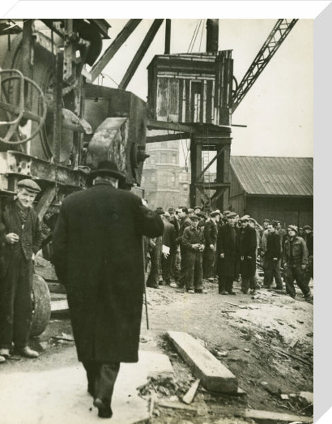 Winston Churchill East India Docks 1944