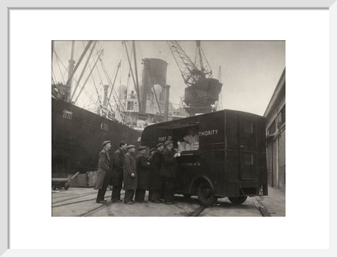 Mobile canteen for dockers 1942