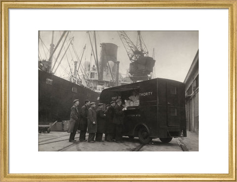 Mobile canteen for dockers 1942