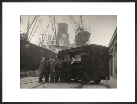 Mobile canteen for dockers 1942