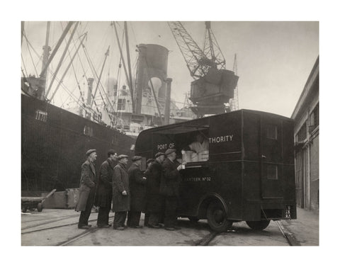 Mobile canteen for dockers 1942