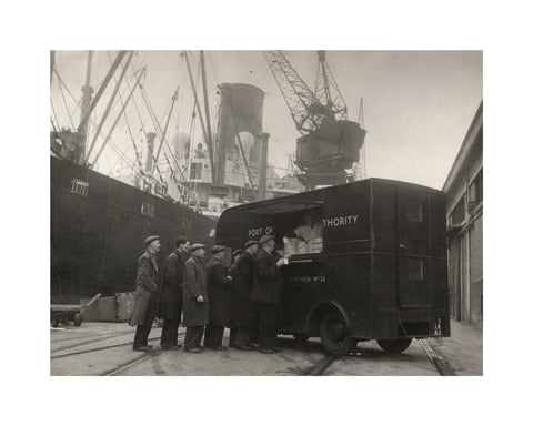 Mobile canteen for dockers 1942