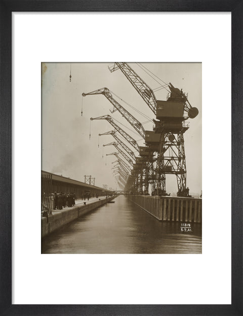 Cranes King George V Docks 1921