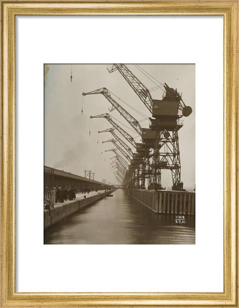 Cranes King George V Docks 1921