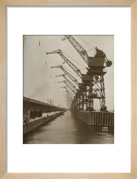 Cranes King George V Docks 1921