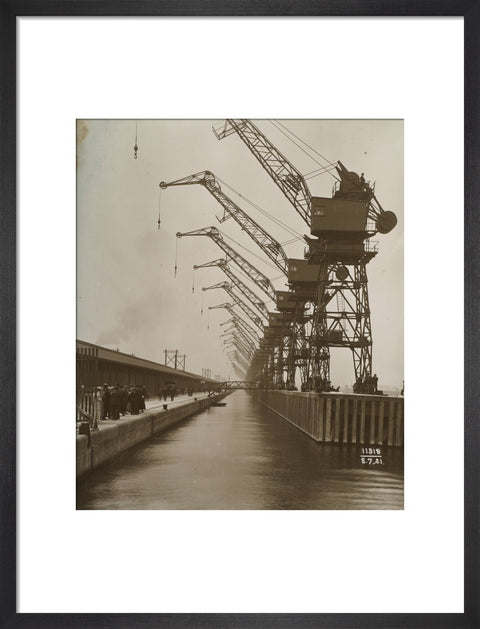 Cranes King George V Docks 1921
