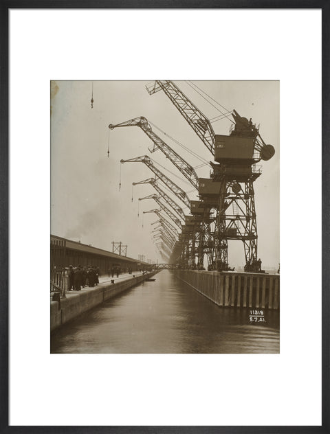 Cranes King George V Docks 1921