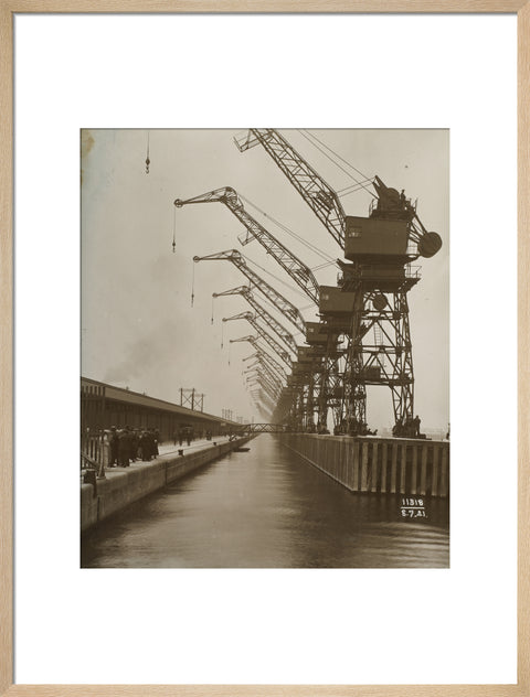 Cranes King George V Docks 1921