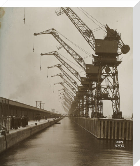 Cranes King George V Docks 1921