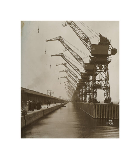 Cranes King George V Docks 1921