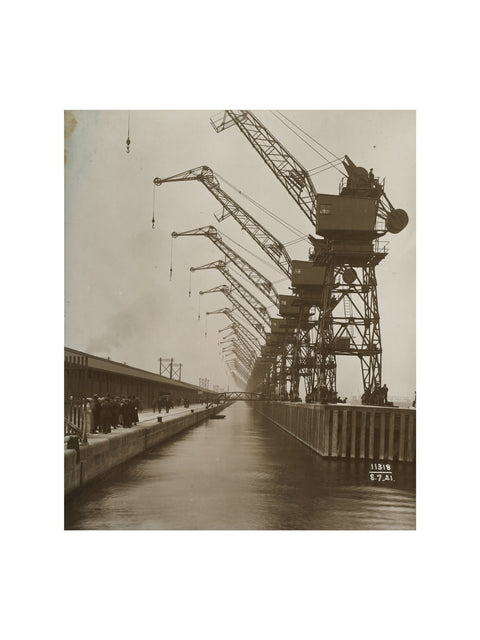 Cranes King George V Docks 1921