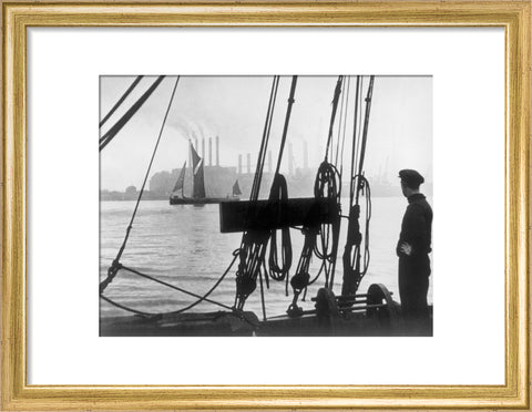 Working boats on The River Thames 1937
