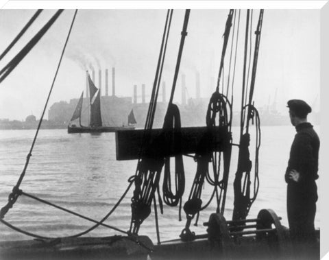 Working boats on The River Thames 1937