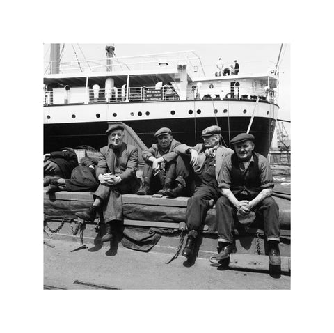 Dockers taking a break c.1960