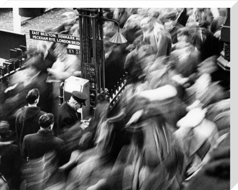 Rush hour at Victoria Station 1960