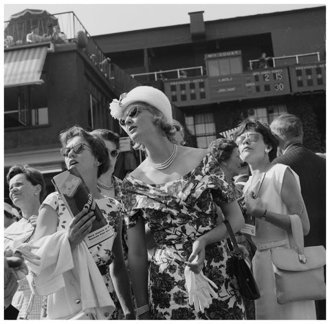 Women attending the All England Lawn Tennis1960