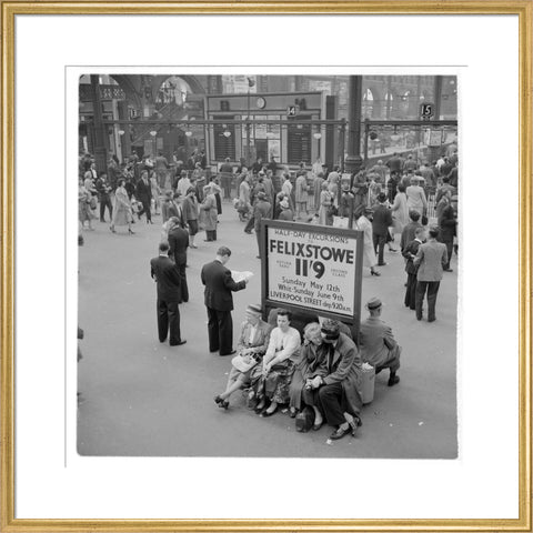 Passengers at Liverpool Street Station 1960