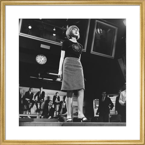 Cilla Black performing on Ready Steady Go 1964