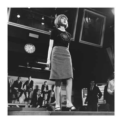 Cilla Black performing on Ready Steady Go 1964
