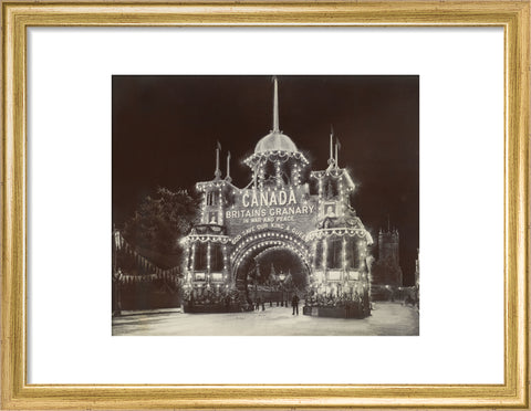 Canadian Arch' on Victoria Embankment c 1915