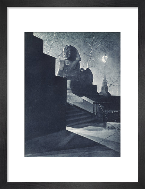 Sphinx on the Victoria Embankment at night 1934