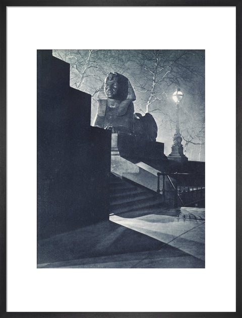 Sphinx on the Victoria Embankment at night 1934