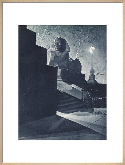 Sphinx on the Victoria Embankment at night 1934