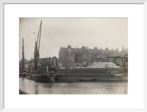 View of Glengall Wharf across the canal 1915-1925