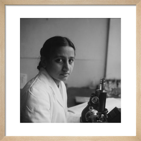 Female Pakistani student at the London School of Hygiene and Tropical Medicine 1950-1969
