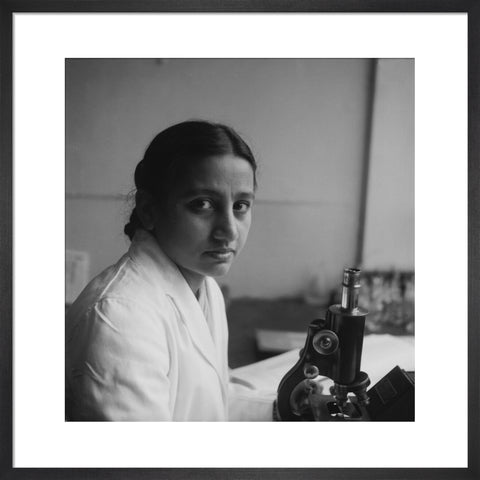Female Pakistani student at the London School of Hygiene and Tropical Medicine 1950-1969