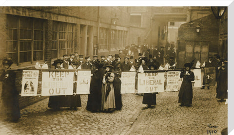 Suffragettes campaigning in South St Pancras during the General Election, January 1910.