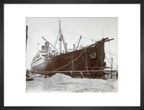 Cunard ship Alaunia in Royal Albert Dock 20th century